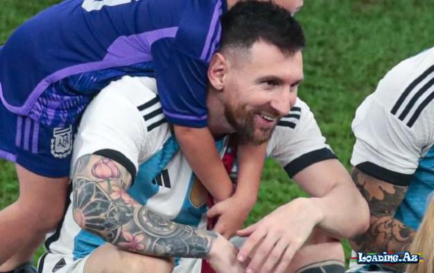 Messi qolu vuranda meydanda Argentinanın 13 oyunçusu olub