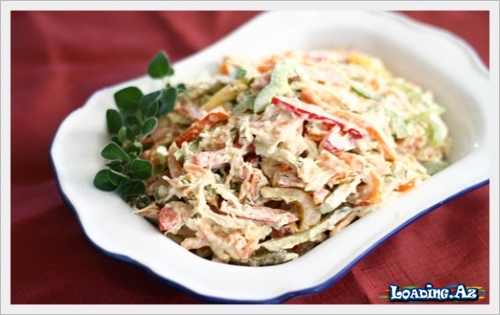 Tər xiyarlı toyuq salatı resepti - Take.Az
