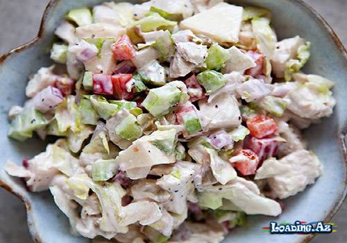 Zeytunlu toyuq salatı - Take.Az