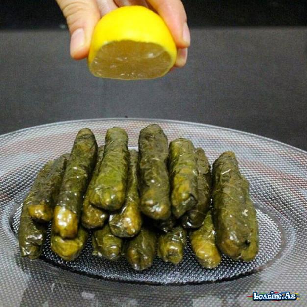 Üzüm yarpağına ətdən başqa nə bükmək olar? Qozlu – düyülü dolma. - Take.Az