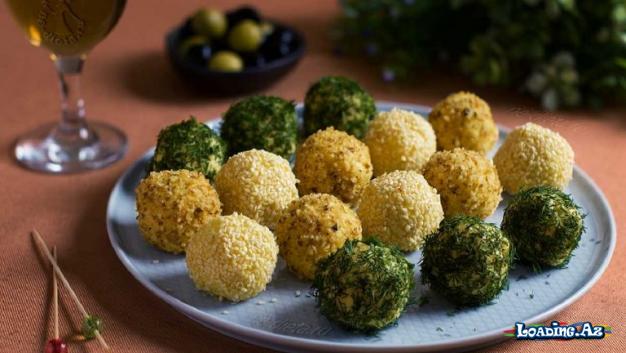 4 Məhsulla Süfrəyə Gözəllik və Dad Qatan “Rafaello” Salatı