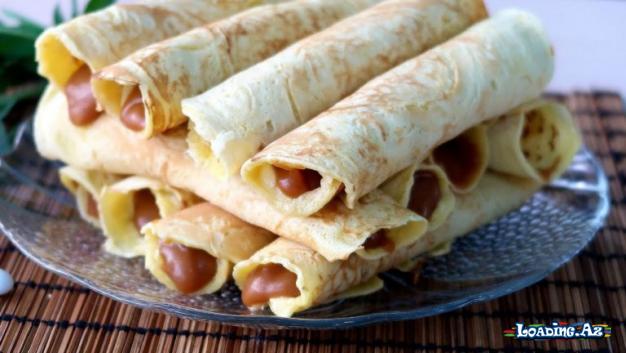 Vafli Aparatı Olmadan Xırçıldayan Vafli Borucuqları - Take.Az