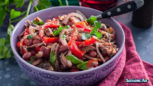 Gürcü Mətbəxinin Ləziz Tbilisi Salatı