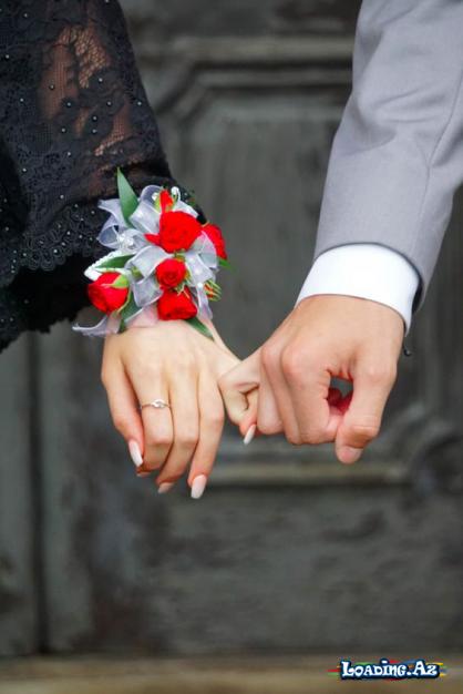 Əlimdən gələn bir şey yox idi, ürəyimdən gələni etdim mən də; sevdim.. Bu qədər.