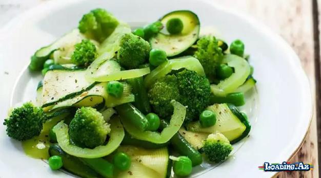 Vitaminlə Zəngin Brokolili Pəhriz Salatı