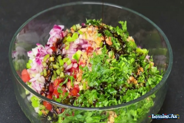 Hər yeməyin yanına yaraşan Gavurdağı salatı - Take.Az