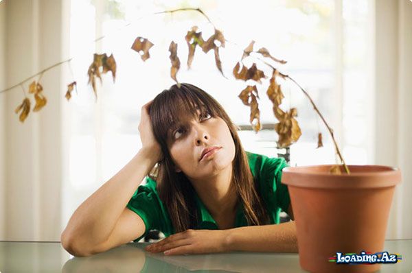 Bahar depressiyası qadınları “sevir”?