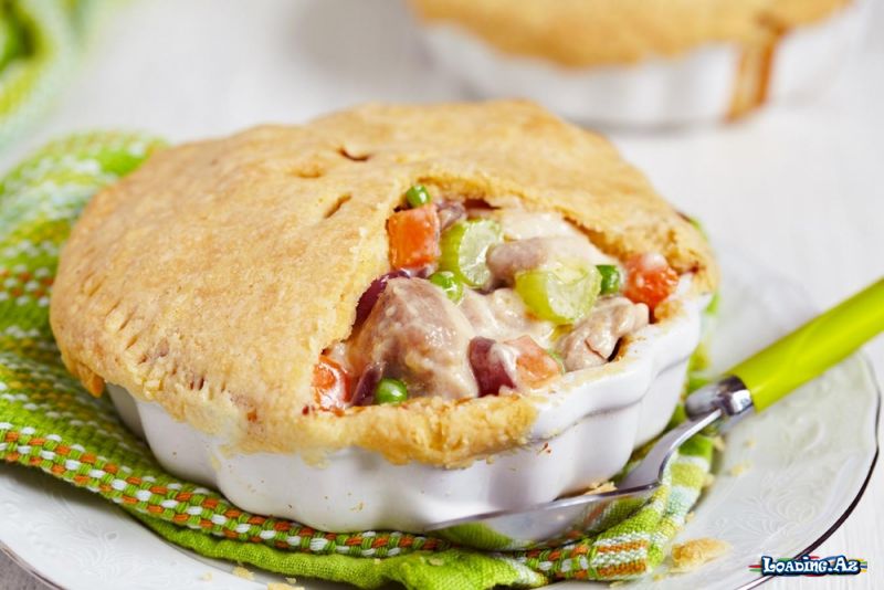 Tərəvəzli toyuqlu tart - Take.Az