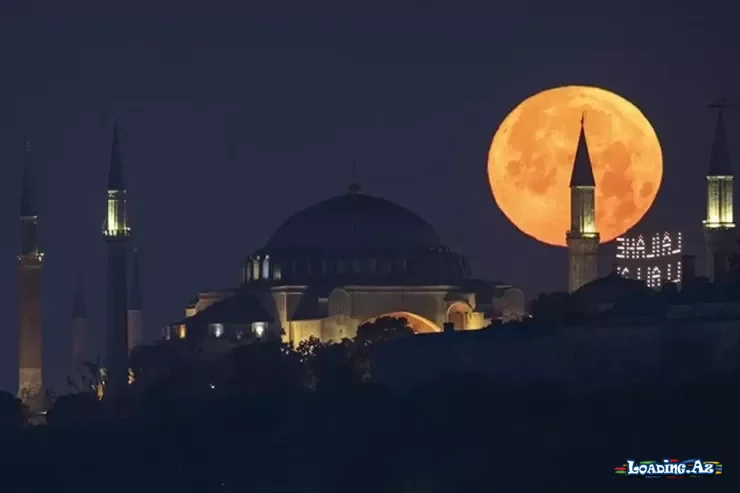 Sabah İslam dünyası üçün 33 ildən sonra bir ilk olacaq
