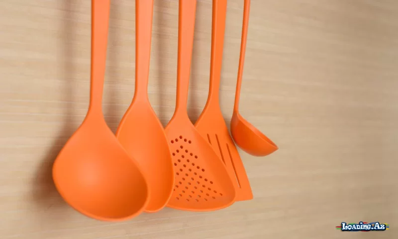 Mətbəxdəki gizli təhlükə: Əriyən plastik qidaya qarışır - Take.Az