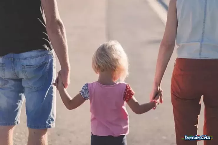 Uşağı neçə yaşdan sonra evdə tək qoymaq olar? - Take.Az