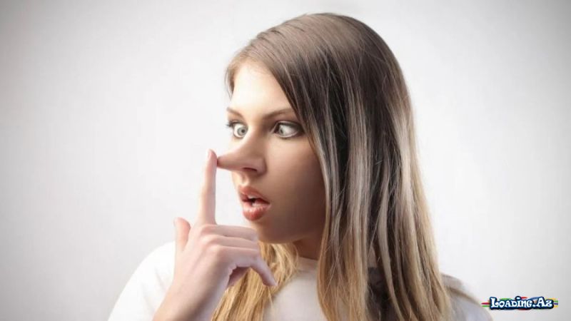 Qarşınızdakı insanın yalan danışdığını necə bilmək olar? - Bədən dilinin gizli işarələri - Sun.Az